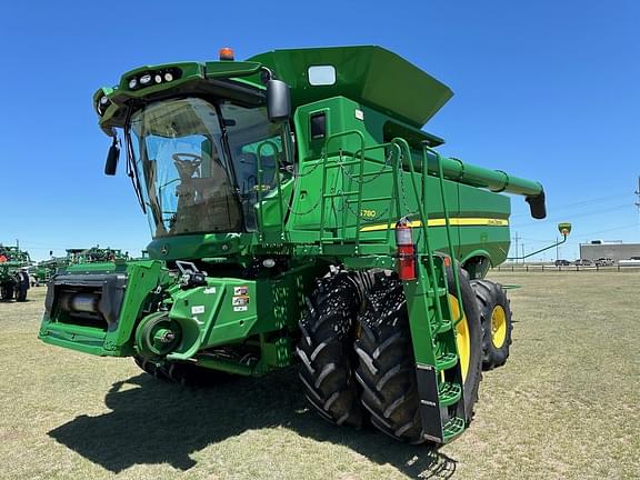 Image of John Deere S780 equipment image 4