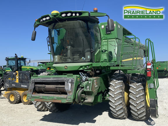 2018 John Deere S780 Equipment Image0