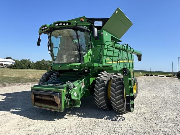 Image of John Deere S780 equipment image 4
