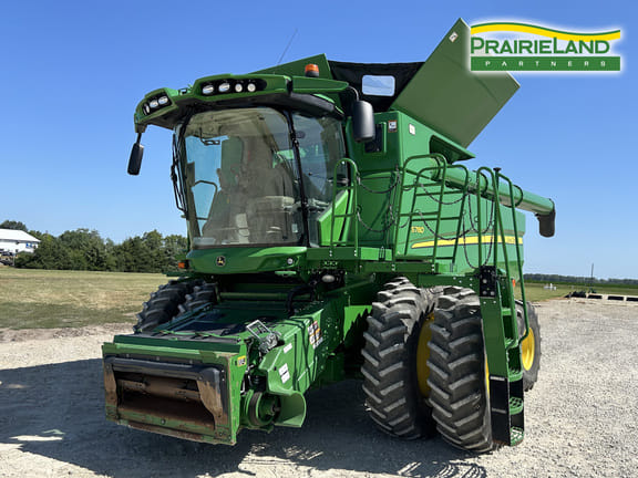 Main image John Deere S780