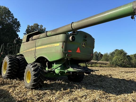 Image of John Deere S780 equipment image 1