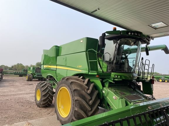 Main image John Deere S780