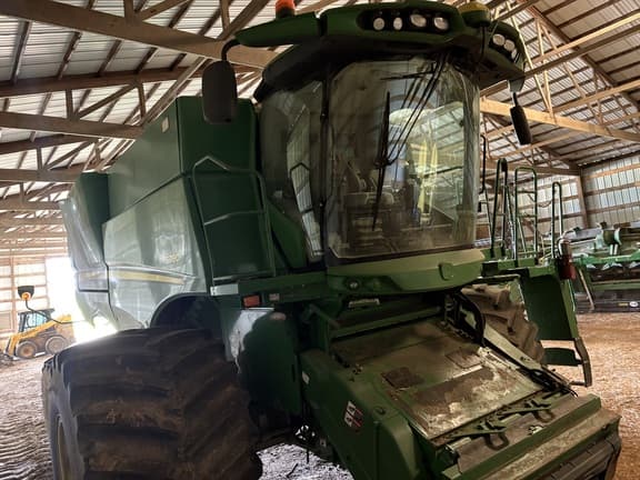 Image of John Deere S780 Primary image