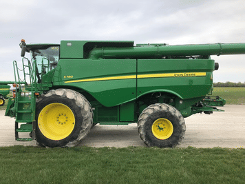 Main image John Deere S780