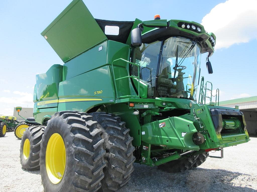 Image of John Deere S780 Primary image