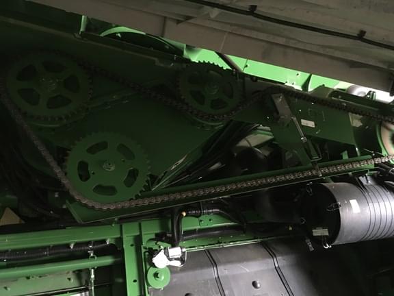 Image of John Deere S780 equipment image 3
