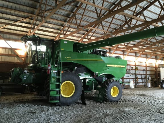 2018 John Deere S780 Equipment Image0