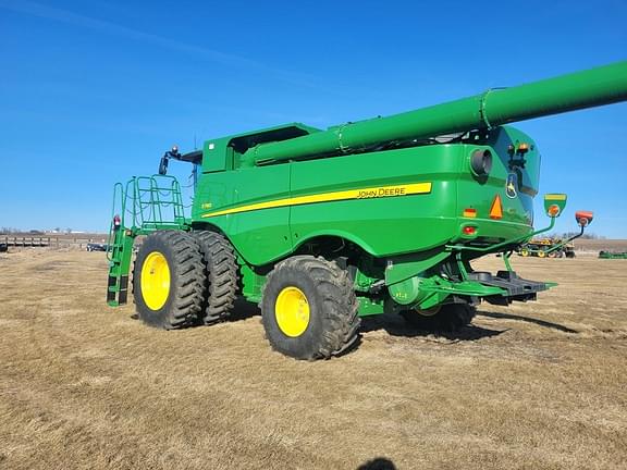 Image of John Deere S780 equipment image 4