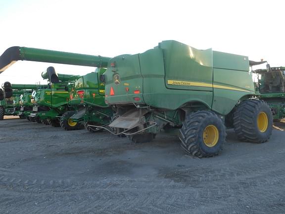 Image of John Deere S780 equipment image 2