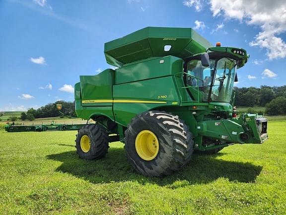 Image of John Deere S780 equipment image 4