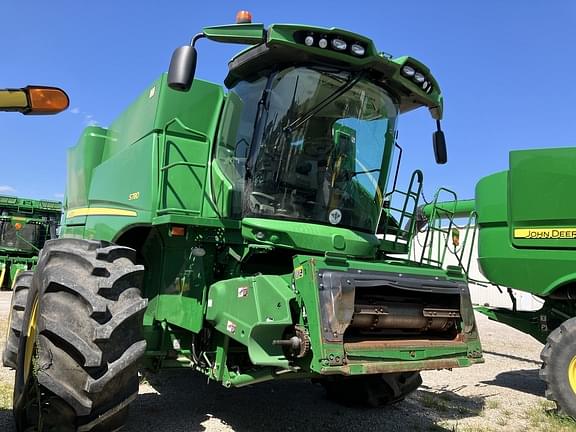 Image of John Deere S780 equipment image 1