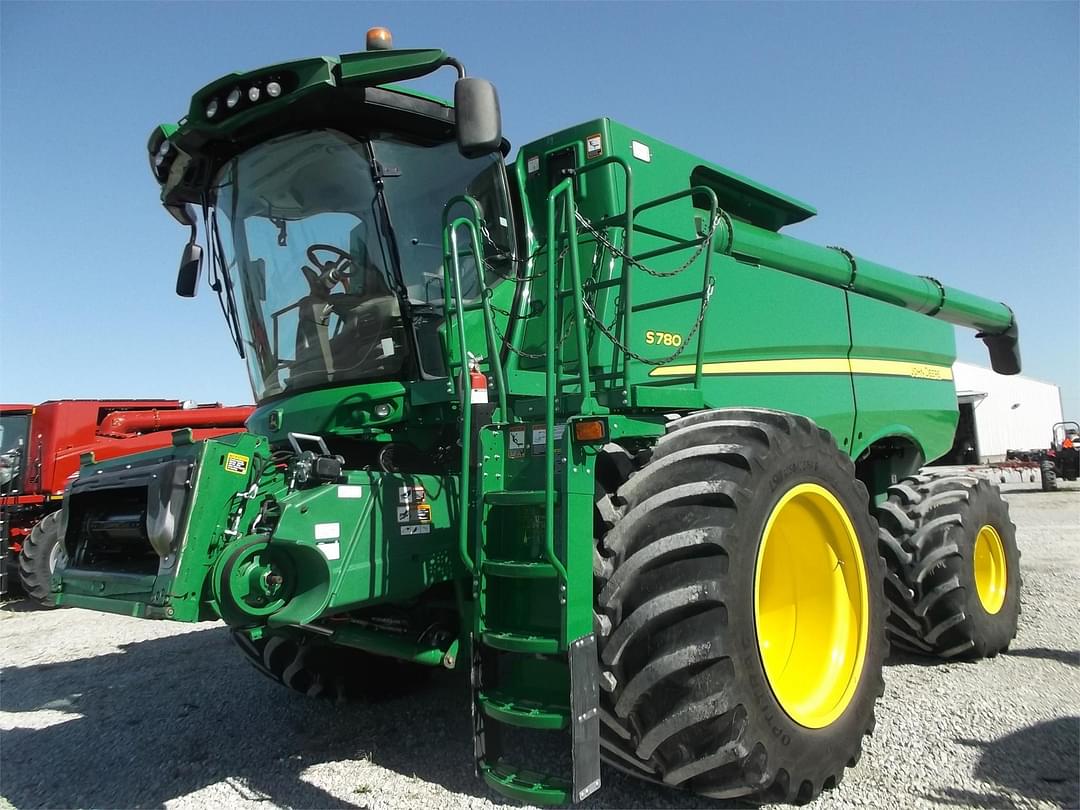 Image of John Deere S780 Primary image