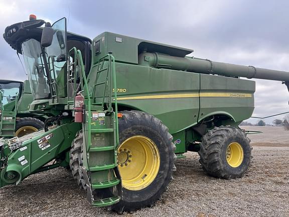 Image of John Deere S780 equipment image 1