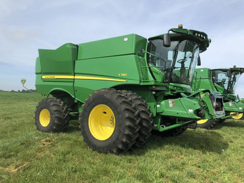 Main image John Deere S780