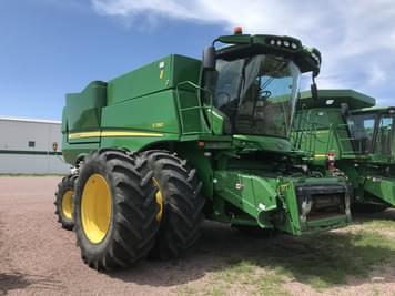 Main image John Deere S780
