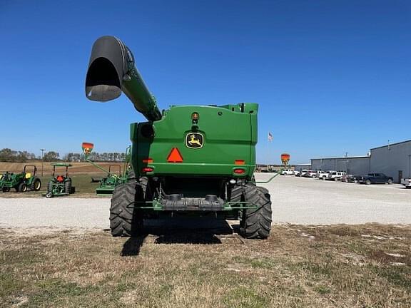 Image of John Deere S780 equipment image 2