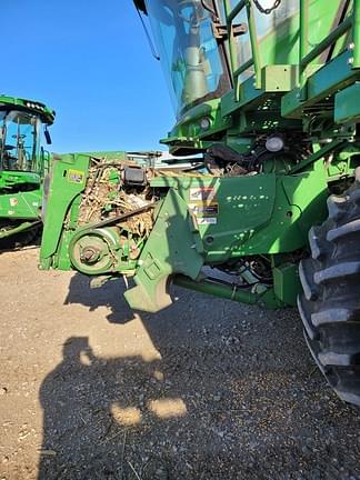 Image of John Deere S780 equipment image 3