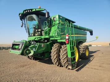 Main image John Deere S780