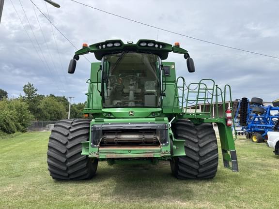 Image of John Deere S780 equipment image 3