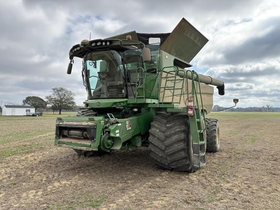 Image of John Deere S780 equipment image 1