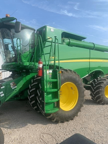 Main image John Deere S780