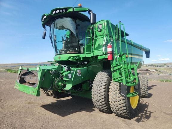 2018 John Deere S780 Equipment Image0