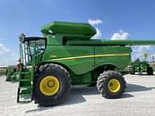 Thumbnail image John Deere S780 3