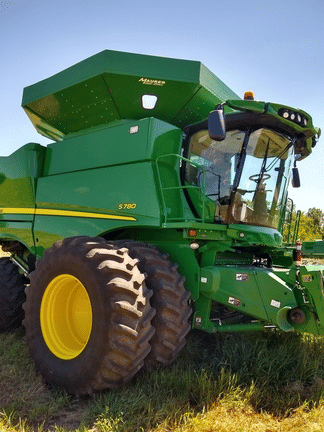 Main image John Deere S780