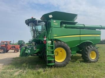 Main image John Deere S780