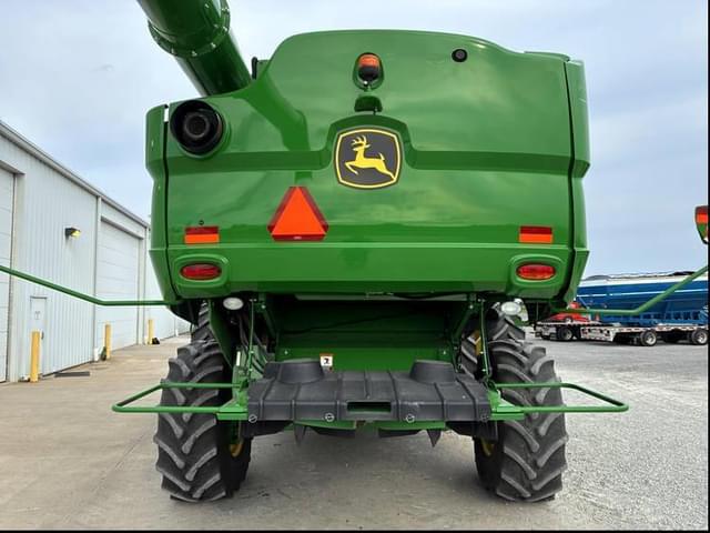 Image of John Deere S780 equipment image 4