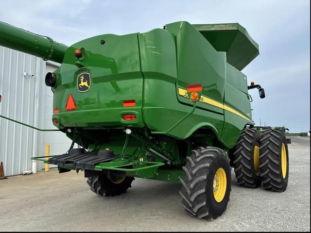 Image of John Deere S780 equipment image 3
