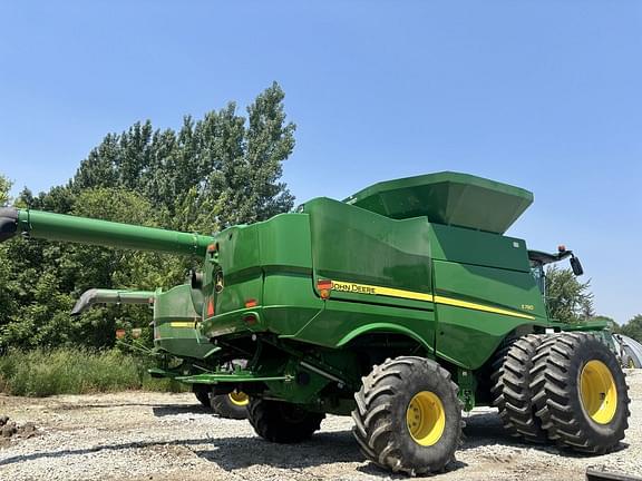 Image of John Deere S780 equipment image 3