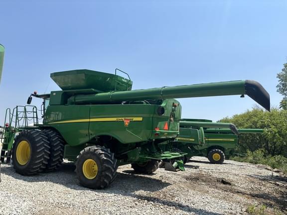 Image of John Deere S780 equipment image 4
