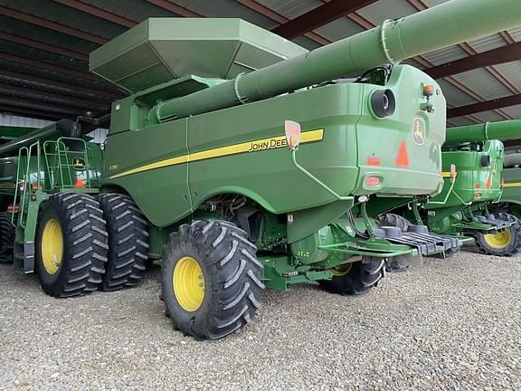 Image of John Deere S780 equipment image 1