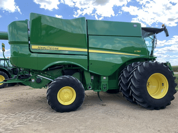Main image John Deere S780