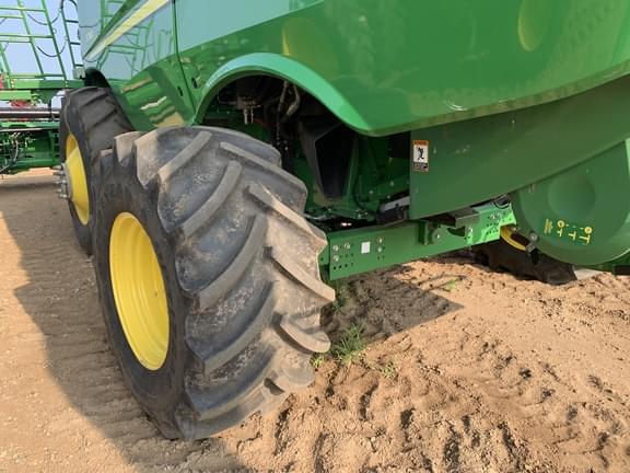 Image of John Deere S780 equipment image 3