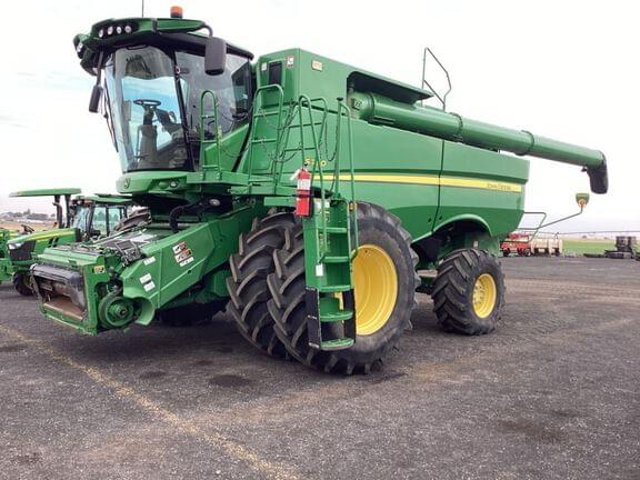 Image of John Deere S780 Primary image