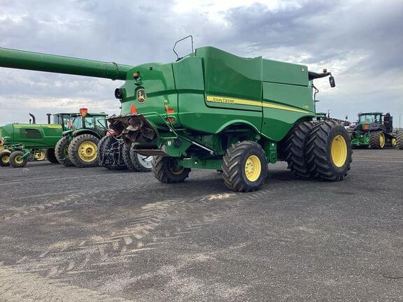 Image of John Deere S780 equipment image 4