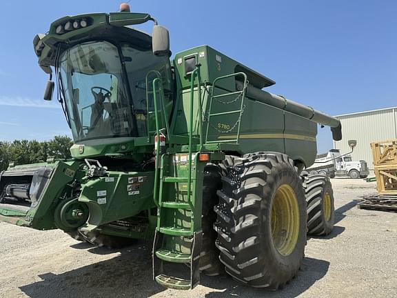 Image of John Deere S780 equipment image 1