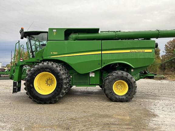 Image of John Deere S780 equipment image 2