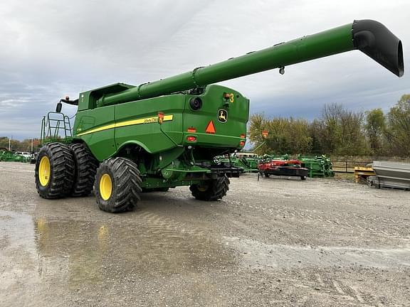 Image of John Deere S780 equipment image 3