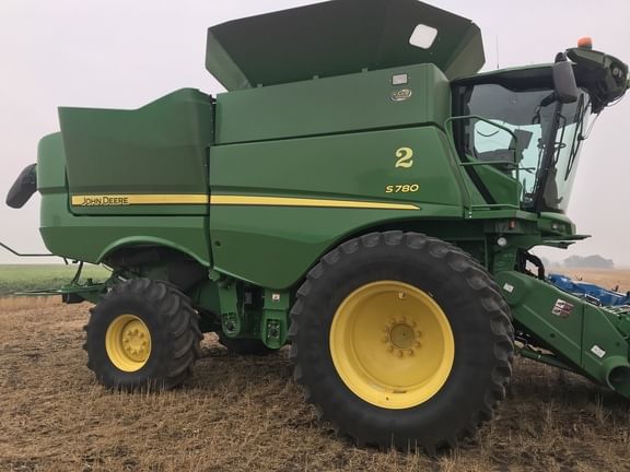 Main image John Deere S780
