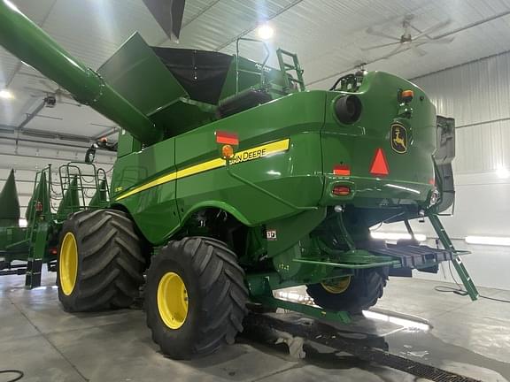 Image of John Deere S780 equipment image 1