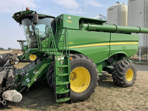 2018 John Deere S780 Equipment Image0