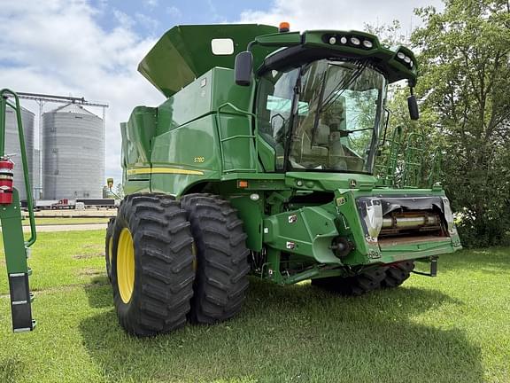 Image of John Deere S780 Primary image