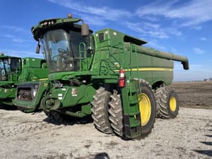 2018 John Deere S780 Image