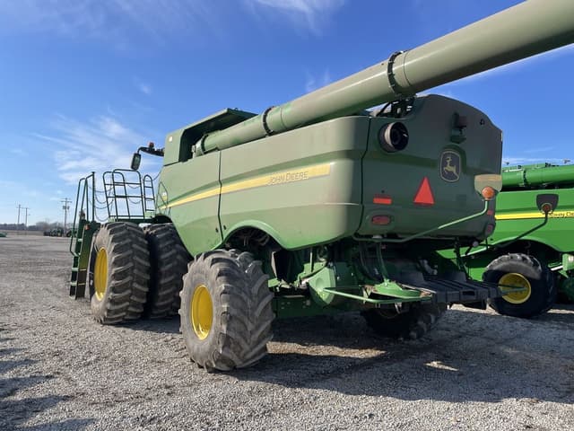 Image of John Deere S780 equipment image 3