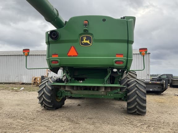 Image of John Deere S780 equipment image 3