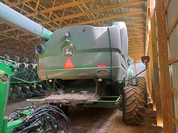 Image of John Deere S780 equipment image 3