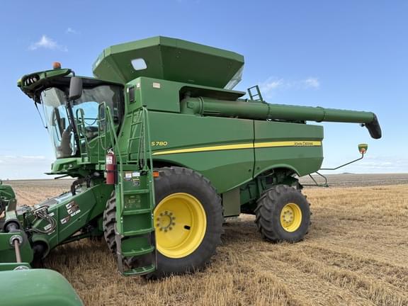 Image of John Deere S780 Primary image